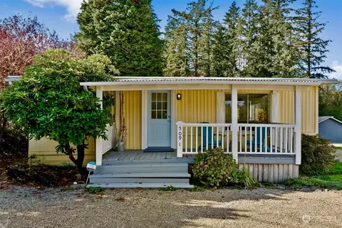 5091 E Grapeview Loop, Allyn, WA 98524