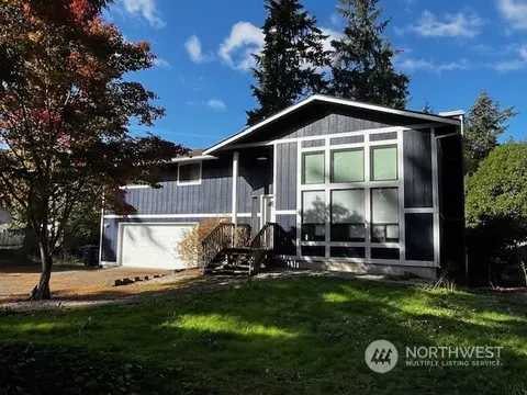 4132 9th Street Pl SE, Puyallup, WA 98374