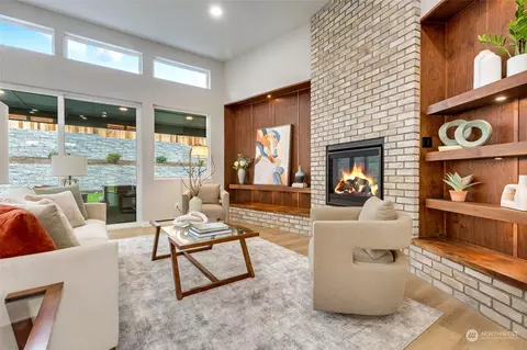 Living - 10053 NE 196 Pl, Bothell, WA 98011 photo 2 of 3