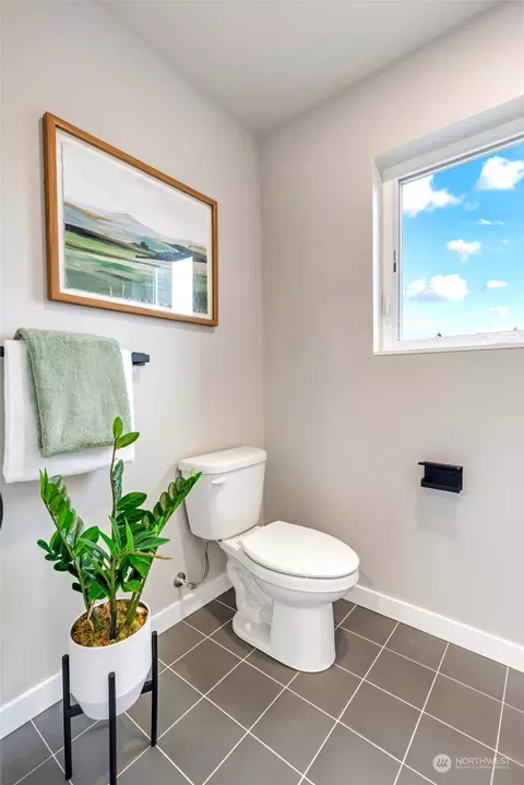 Bath - 10053 NE 196 Pl, Bothell, WA 98011 photo 7 of 7