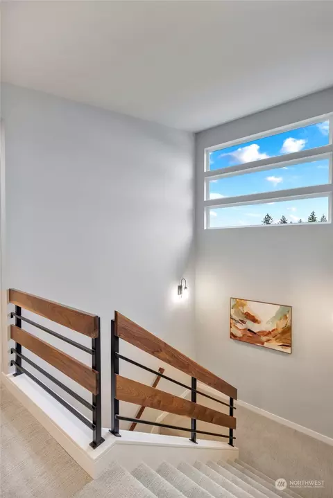 Entry Way - 10053 NE 196 Pl, Bothell, WA 98011 photo 2 of 2