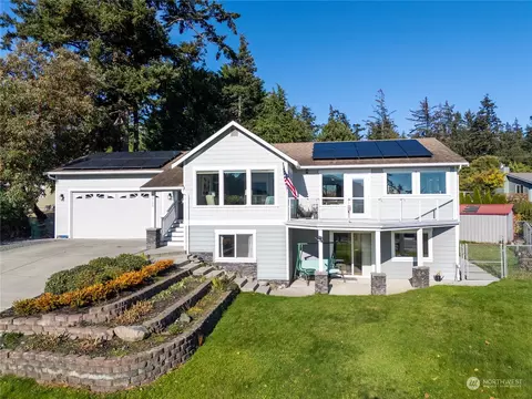 5710 Sugarloaf St, Anacortes, WA 98221