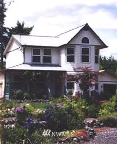70 E Robbins Rd, Grapeview, WA 98546 photo 1