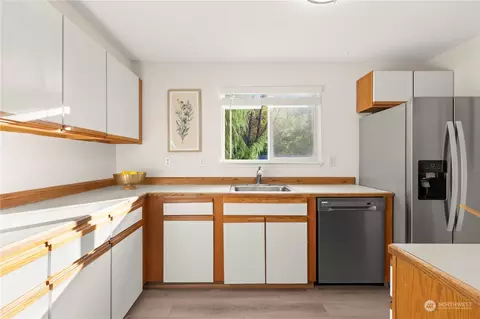 10822 E Riverside Dr #A204, Bothell, WA 98011 photo 7