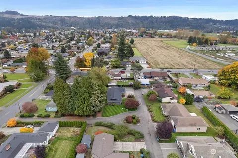 1905 Rainier Ct, Sumner, WA 98390 photo 40
