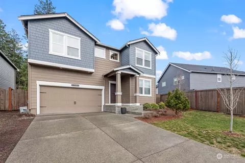 17508 Crossing Dr E, Puyallup, WA 98374