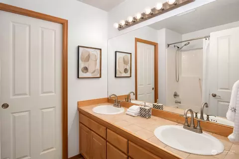 2210 242nd St SE, Bothell, WA 98021 photo 37
