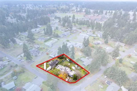 624 Military Rd E, Tacoma, WA 98445