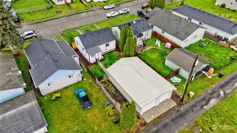 View/Area - 256 29th Ave, Longview, WA 98632 photo 2 of 3