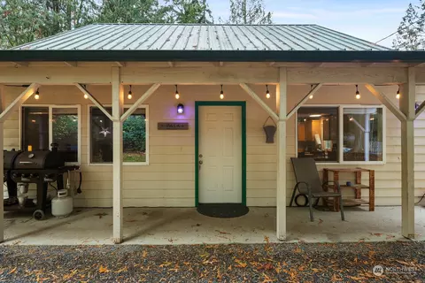 19832 Marine Dr, Stanwood, WA 98292