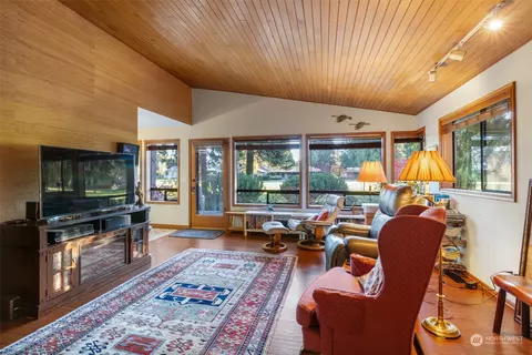 136 Horizon View Dr, Sequim, WA 98382 photo 7