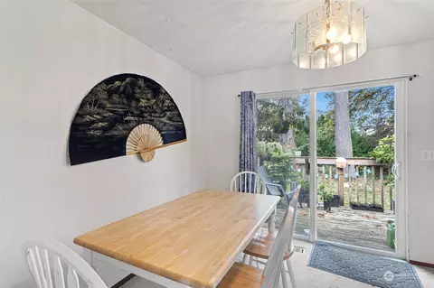 Dining - 21820 7th Pl W, Bothell, WA 98021 photo 1 of 1
