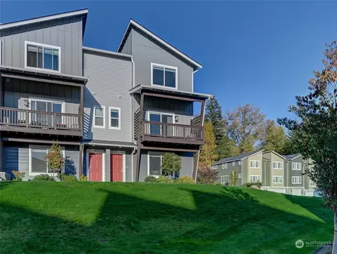 17529 110th Ave E #G, Puyallup, WA 98374