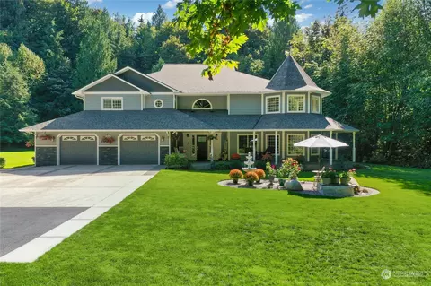 850 Higher Ground Ln, Port Orchard, WA 98366