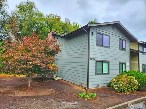 3600 Narrows View Ln #201, Bremerton, WA 98310