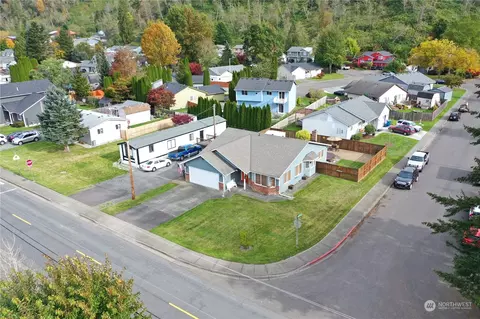400 8th St, Sultan, WA 98294 photo 2