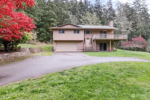 2110 Boreas Ln, Oak Harbor, WA 98277