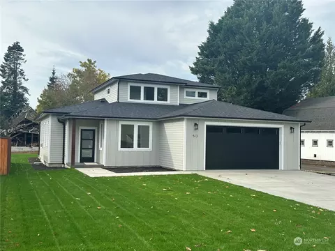 513 17th St, Lynden, WA 98264
