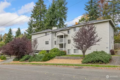 4721 194th St SW, Lynnwood, WA 98036