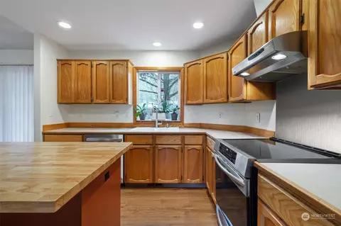 Kitchen - 3908 NW 27th Ave, Camas, WA 98607 photo 4 of 5