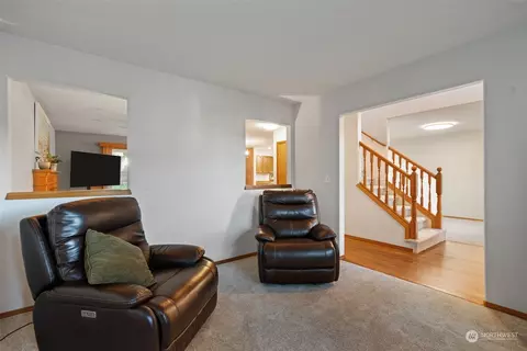 Living - 3908 NW 27th Ave, Camas, WA 98607 photo 1 of 5