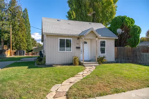 451 Pearl St, Wenatchee, WA 98801