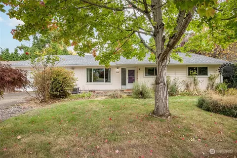 1308 NW 52nd St, Vancouver, WA 98663