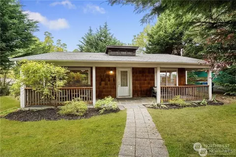 20115 Fremont Ave N, Shoreline, WA 98133