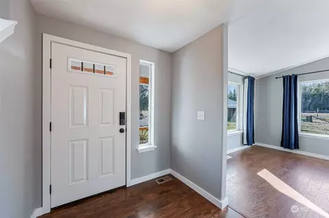 289 Middle Fork Rd, Chehalis, WA 98532 photo 8