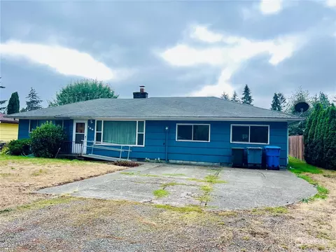 160 129th St E, Tacoma, WA 98445
