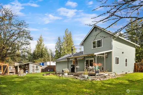 915 Timber Ln, Gold Bar, WA 98251