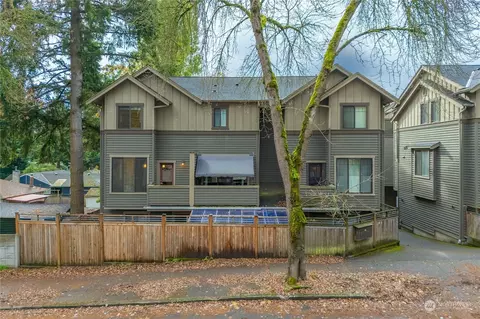1025 NE 125th St #C, Seattle, WA 98125