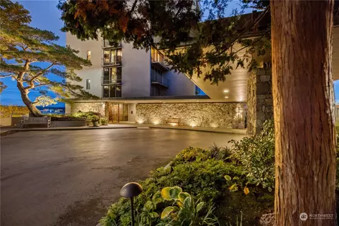 1620 43rd Ave E #19B, Seattle, WA 98112