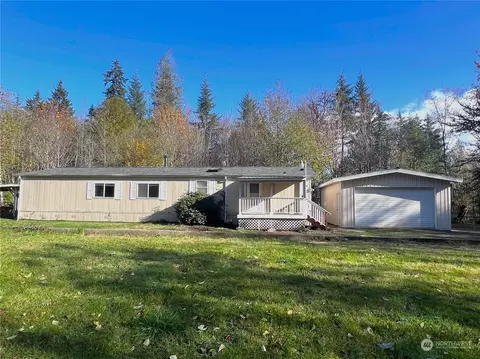 652 E Daniels Rd, Shelton, WA 98584
