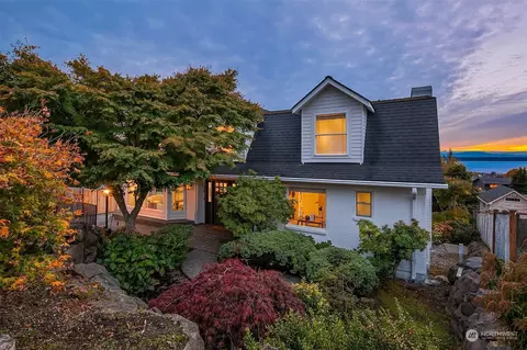 616 View Pl, Edmonds, WA 98020