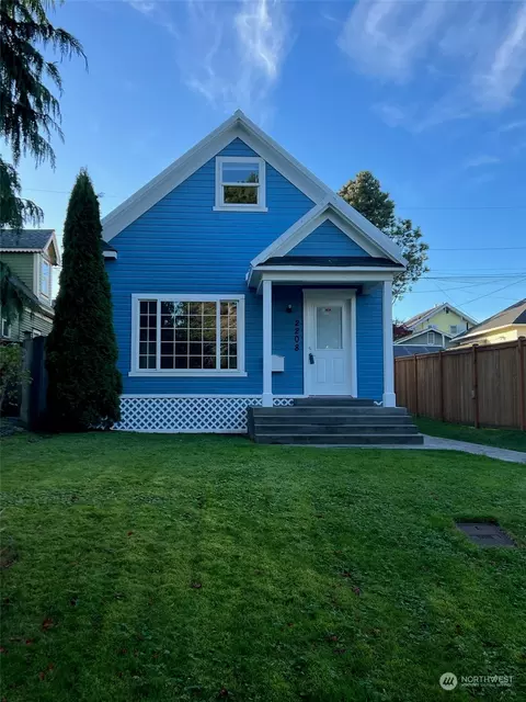 2208 Oakes Ave, Everett, WA 98201