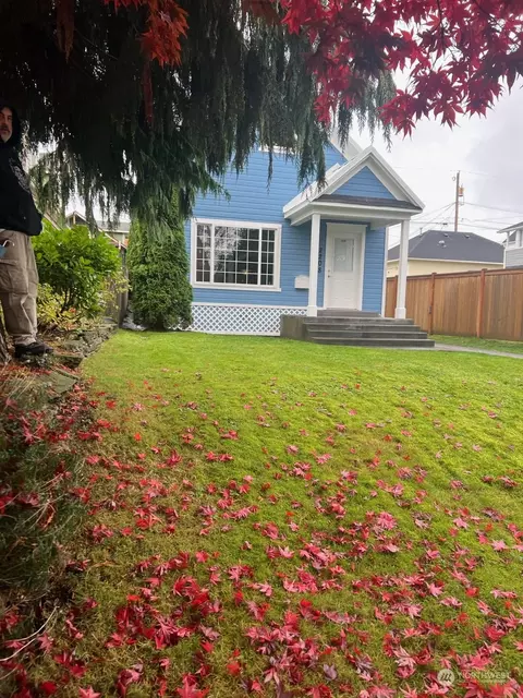 2208 Oakes Ave, Everett, WA 98201 photo 2