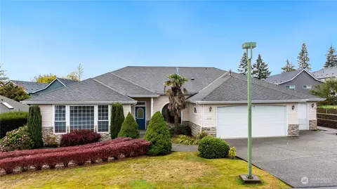 6709 45th Pl NE, Marysville, WA 98270