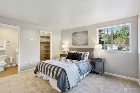 Bedroom - 24219 15th Pl SE, Bothell, WA 98021 photo 1 of 5