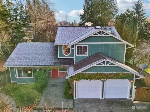 Exterior - 24219 15th Pl SE, Bothell, WA 98021 photo 11 of 12