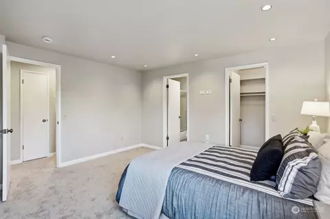 Bedroom - 24219 15th Pl SE, Bothell, WA 98021 photo 3 of 5