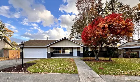 8010 Jade Dr SW, Lakewood, WA 98498