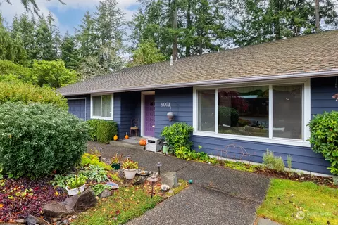 5001 85th Ave W, University Place, WA 98467