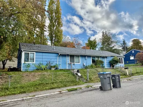 1554 1556 Olympic Ave, Bremerton, WA 98312