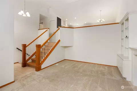 Living - 2820 99th Pl SE, Everett, WA 98208 photo 4 of 6