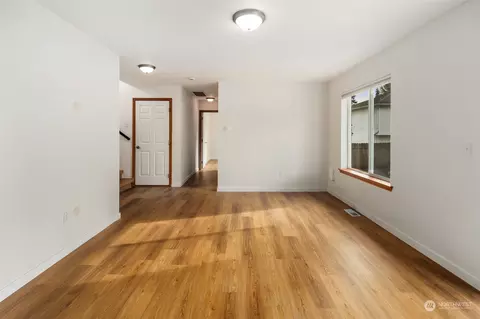 Living - 2820 99th Pl SE, Everett, WA 98208 photo 5 of 6