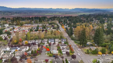 View/Area - 2820 99th Pl SE, Everett, WA 98208 photo 4 of 5