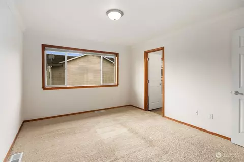 Bedroom - 2820 99th Pl SE, Everett, WA 98208 photo 2 of 6