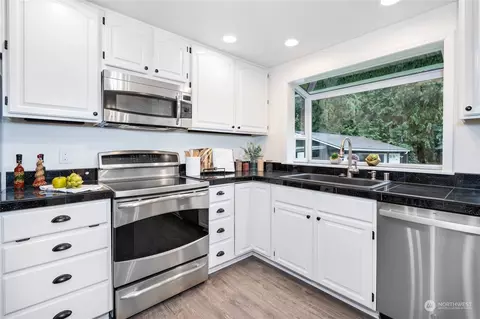 22528 61st Ave SE, Bothell, WA 98021 photo 9