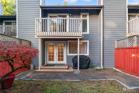 14315 123rd Ave NE #B, Kirkland, WA 98034